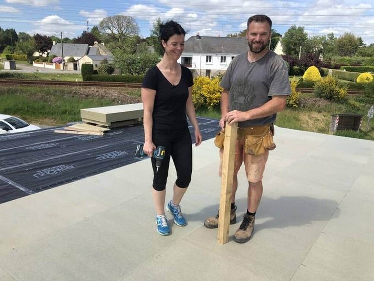 Dans le Morbihan, ils construisent leur maison en carton avec zéro béton